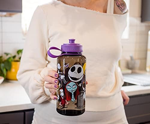 Silver Buffalo Disney este The Nightmare Before Christmas Water Bottle | Iezine cu apă mare de plastic fără BPA cu capac de