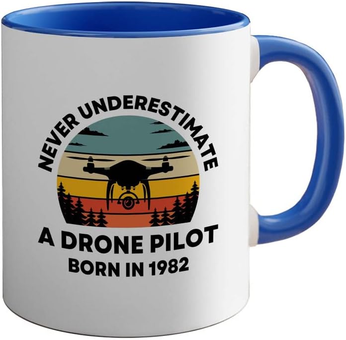 Bubble Hugs 1982 Birthday 2tone Blue Mug 11oz, drone pilot născut în 1982 - Drone Pilots Aviation RC Quadcopter Operator Companie aeriană care va împlini 40 de ani 40 de naștere Născută în 1982